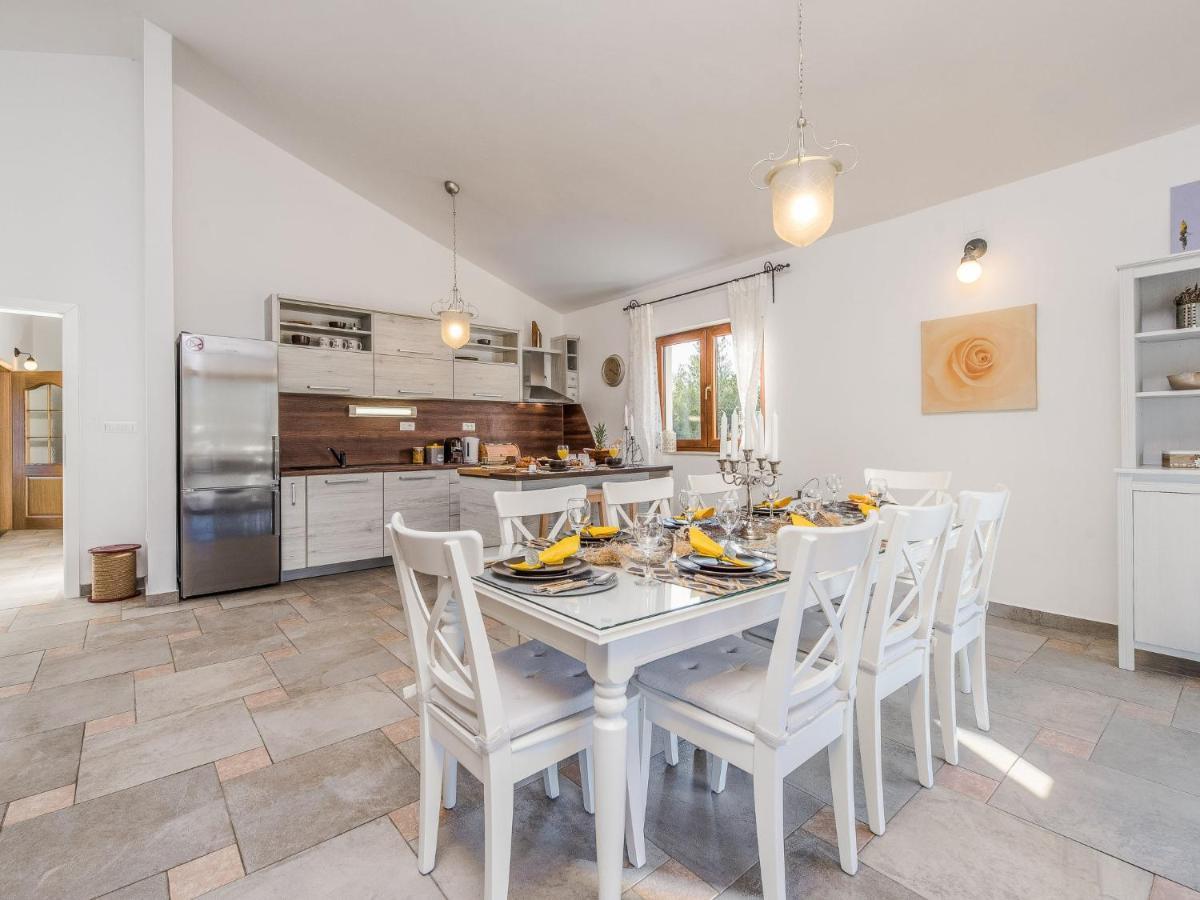 Holiday Home Velebit By Interhome 로바니스카 외부 사진
