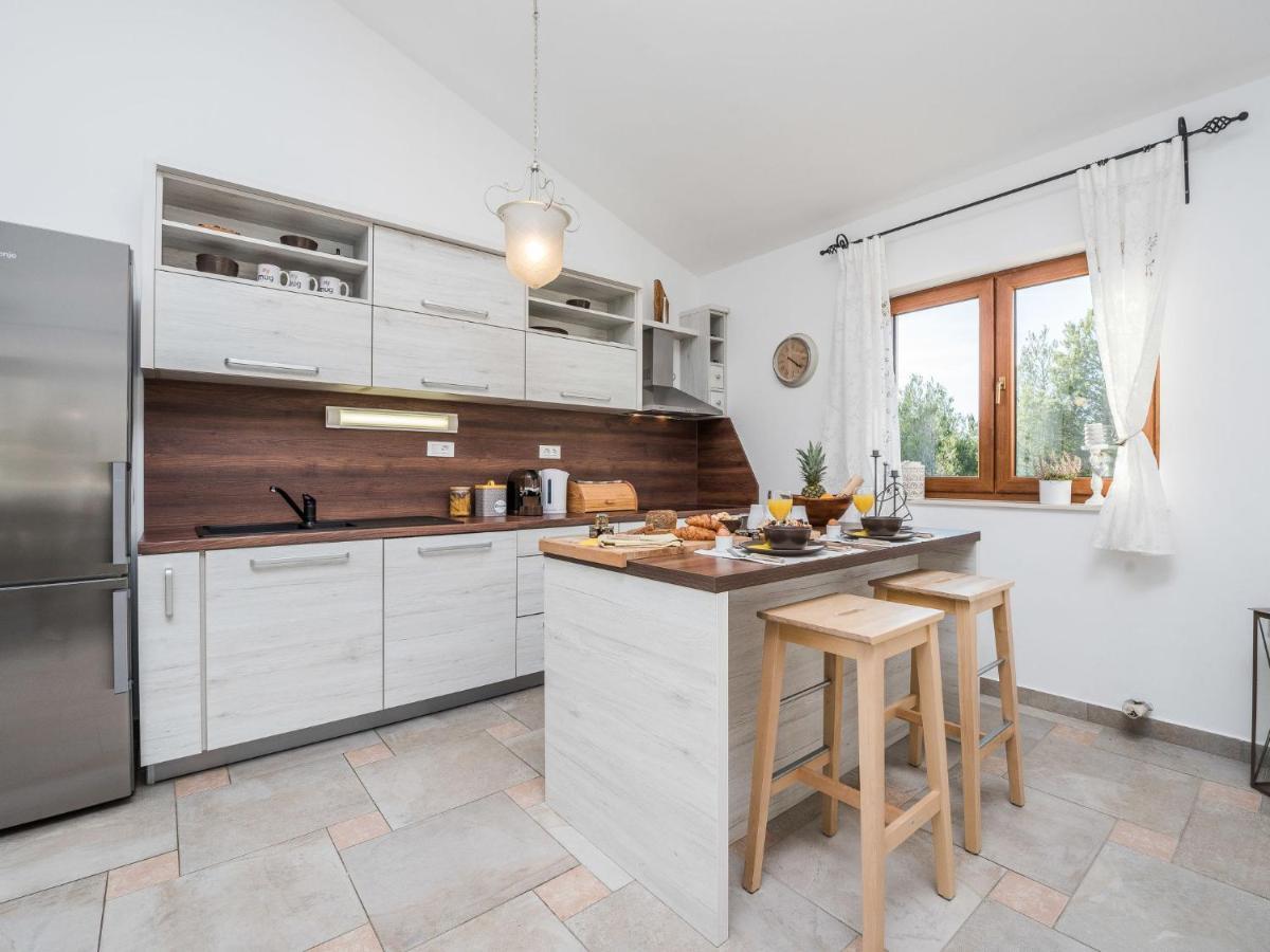 Holiday Home Velebit By Interhome 로바니스카 외부 사진