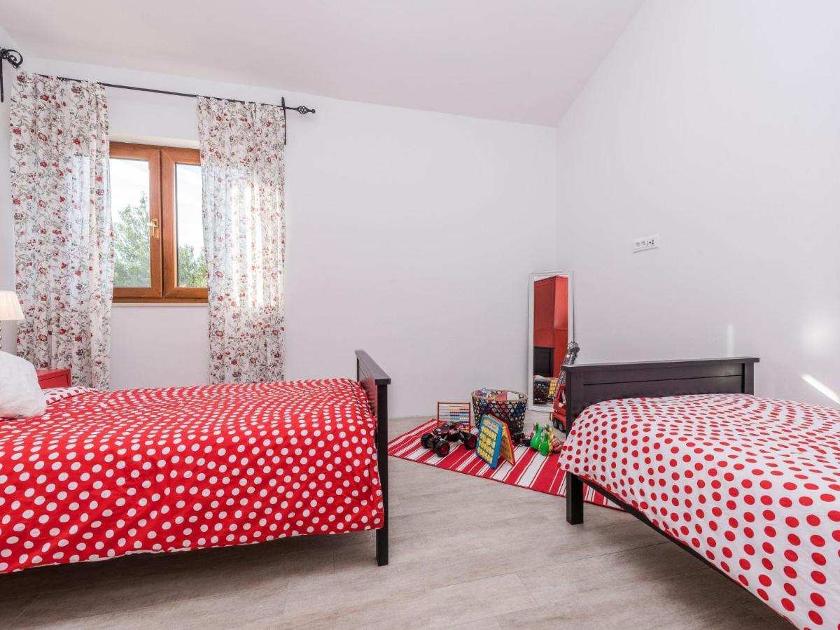Holiday Home Velebit By Interhome 로바니스카 외부 사진